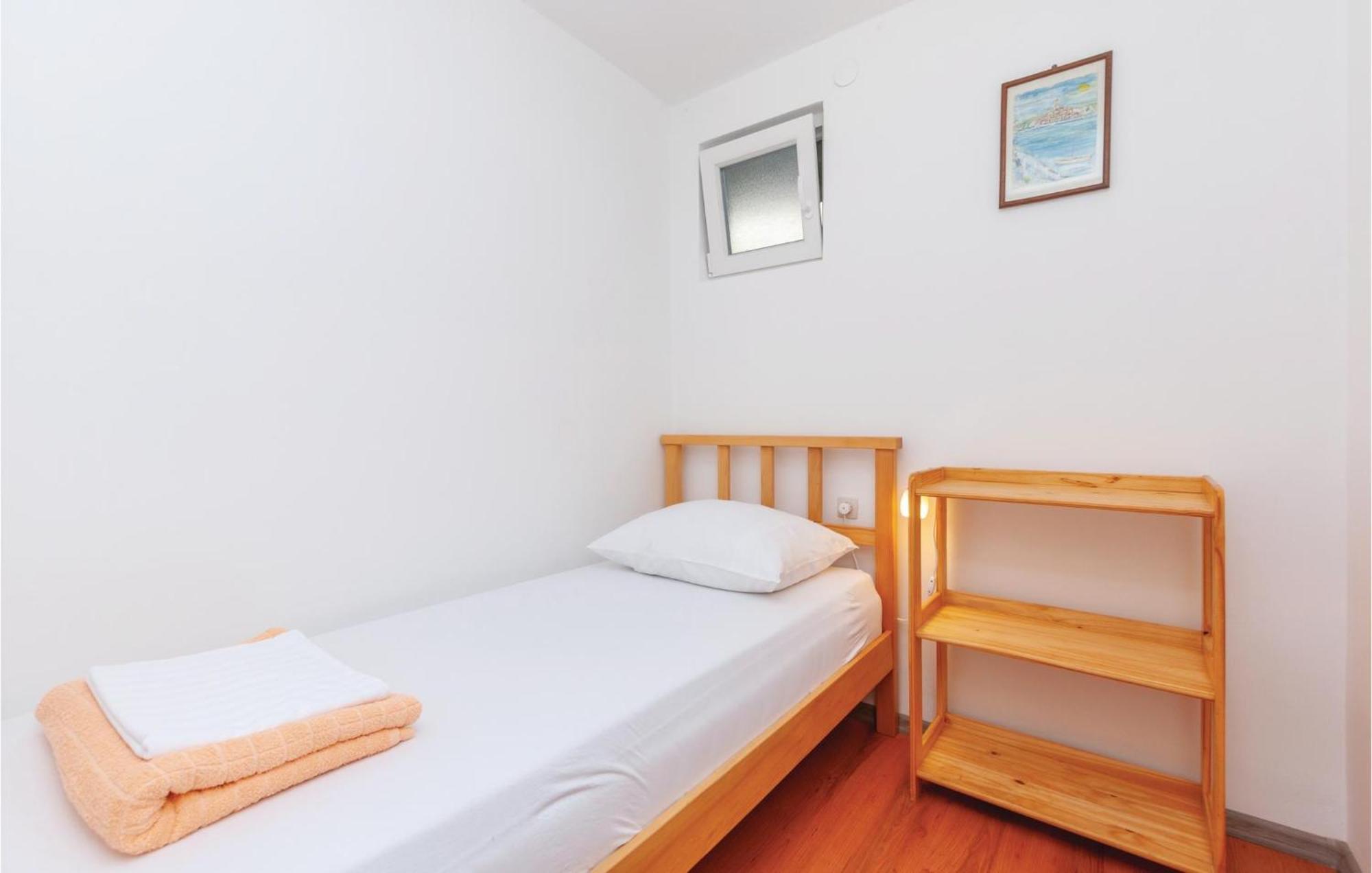 Beautiful Apartment In Jadrija With Kitchen Εξωτερικό φωτογραφία